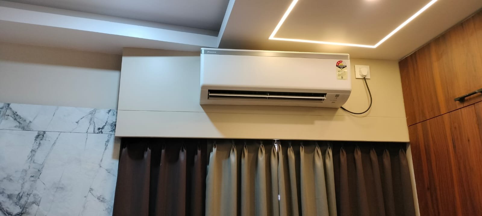 Semi Deluxe Room